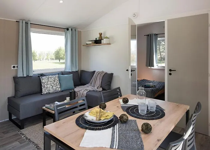 Mobil-home Confortable Avec Terrasse A - Api-1-52-810 * Collias